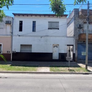 Ph Tipo Casa En Primer Piso Frente Con Patio 2 Ambientes - Brandsen 4585 - Ciudadela