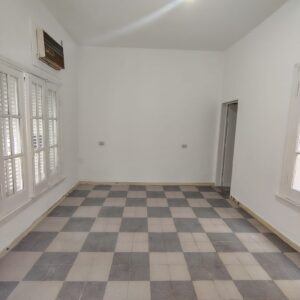 ALQUILER - MATIAS RAMOS MEJIA 1187 PB - DEPARTAMENTO 2 amb fondo con Patio y Terraza -